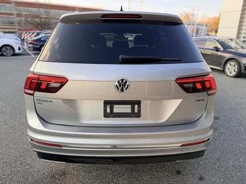 2019 Volkswagen Tiguan 2.0T SEL R-Line 4MOTION