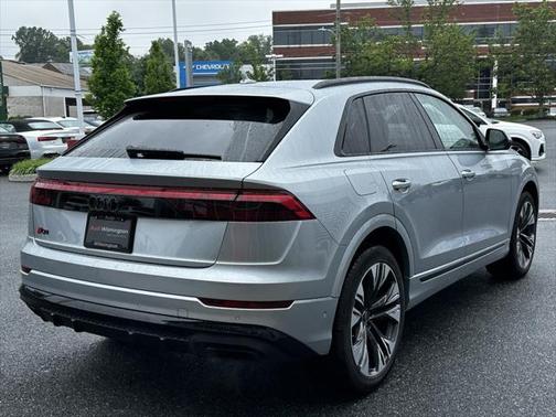 2025 Audi Q8 55 Premium Plus