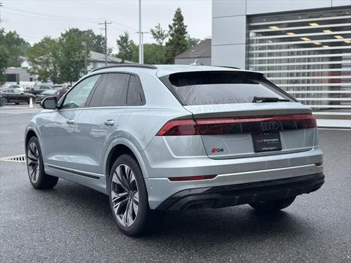 2025 Audi Q8 55 Premium Plus
