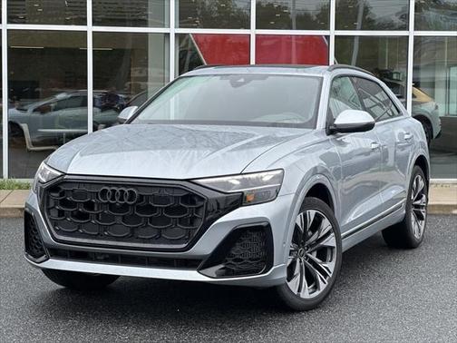 2025 Audi Q8 55 Premium Plus