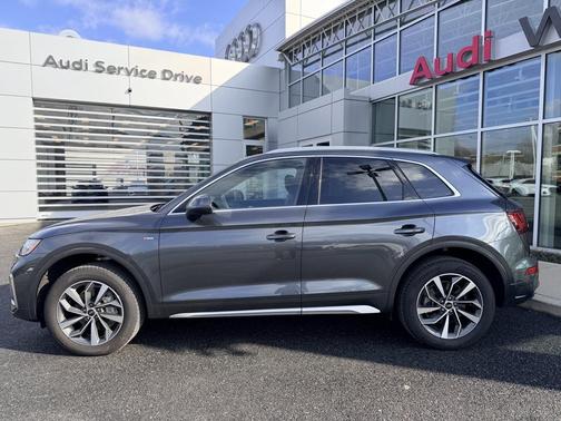 2025 Audi Q5 45 S line Premium Plus
