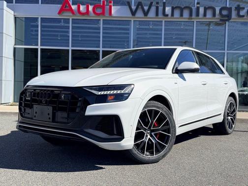 2021 Audi Q8 55 Premium Plus