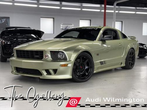 2005 Ford Mustang GT Premium