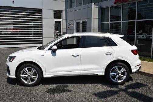 2024 Audi Q3 45 S line Premium Plus
