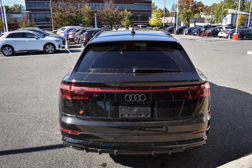 2025 Audi Q8 55 Premium Plus