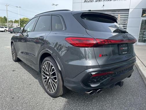 2025 Audi SQ5 3.0T Premium Plus