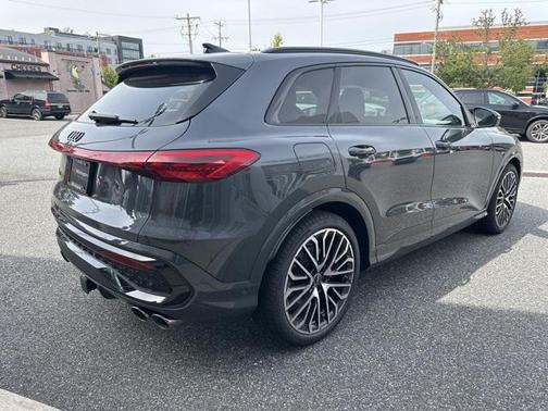 2025 Audi SQ5 3.0T Premium Plus