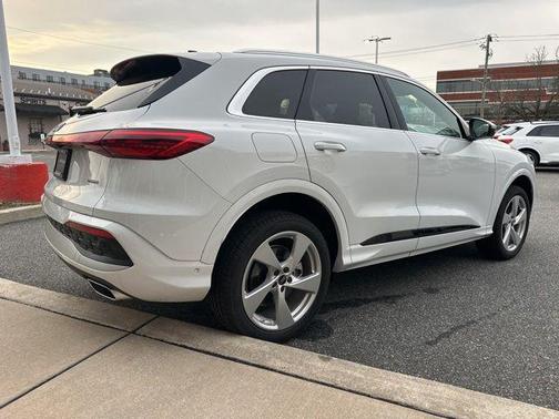 2025 Audi Q5 Premium Plus TFSI quattro S tronic