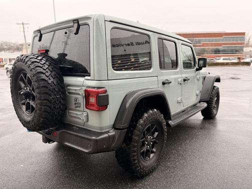 2024 Jeep Wrangler 4xe Willys