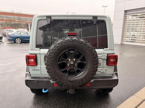 2024 Jeep Wrangler 4xe Willys