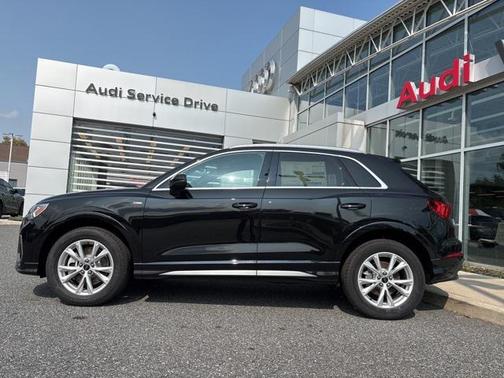 2025 Audi Q3 45 S line Premium Plus