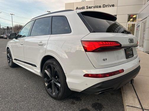 2026 Audi Q7 55 Premium Plus
