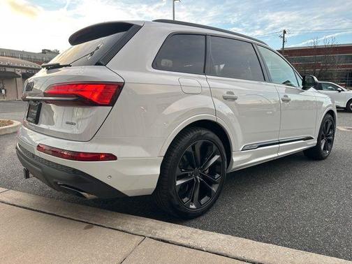 2026 Audi Q7 55 Premium Plus