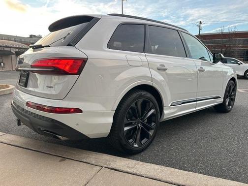 2026 Audi Q7 55 Premium Plus