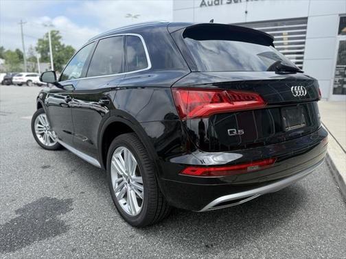 2018 Audi Q5 2.0T Premium Plus
