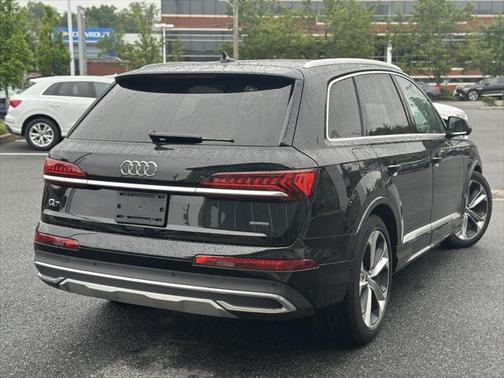 2022 Audi Q7 55 Prestige