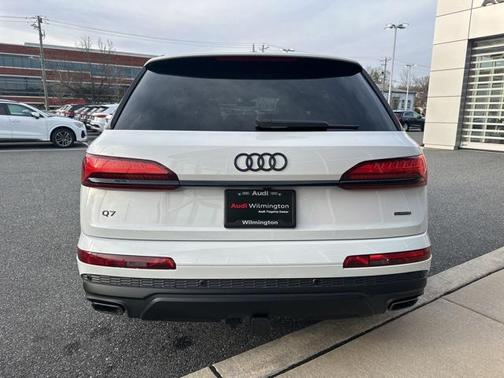 2026 Audi Q7 55 Premium Plus
