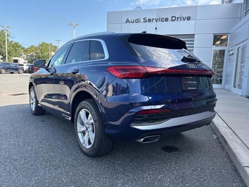 2025 Audi Q5 Premium