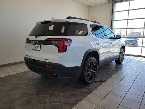 2023 GMC Acadia AWD SLE