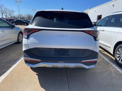 2023 Kia Sportage EX