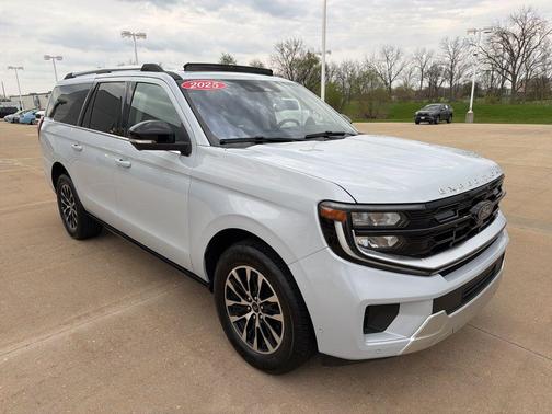 Space Silver Metallic 2025 Ford Expedition Max Platinum