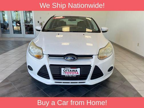 Oxford White 2013 Ford Focus SE