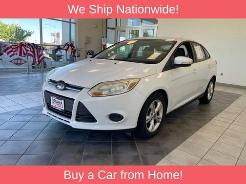 Oxford White 2013 Ford Focus SE