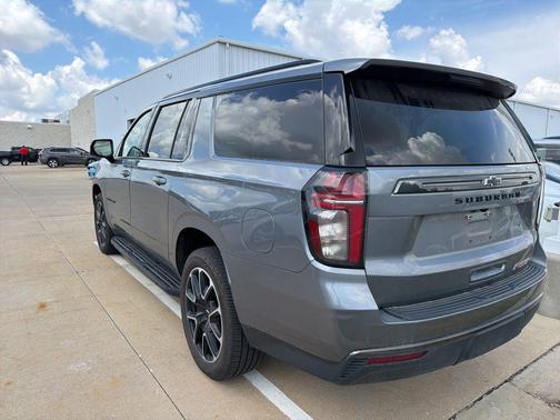 Satin Steel Metallic 2021 Chevrolet Suburban RST