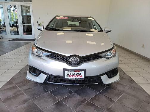Classic Silver Metallic 2018 Toyota Corolla iM Base