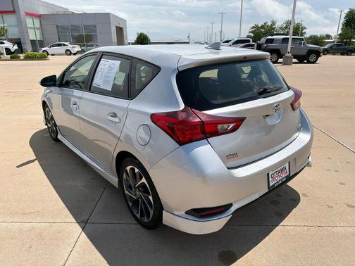 Classic Silver Metallic 2018 Toyota Corolla iM Base