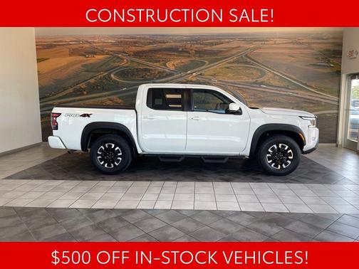 Glacier White 2022 Nissan Frontier PRO-4X