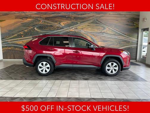 Pearl 2019 Toyota RAV4 LE