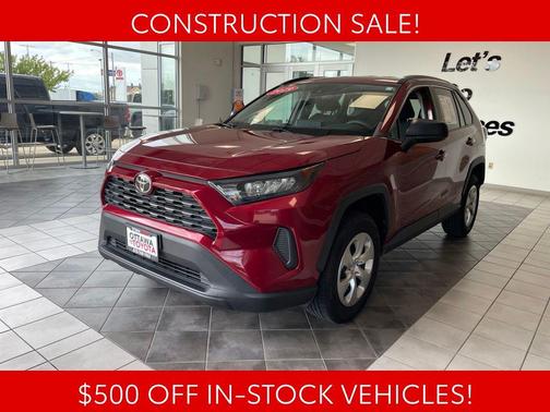 Pearl 2019 Toyota RAV4 LE