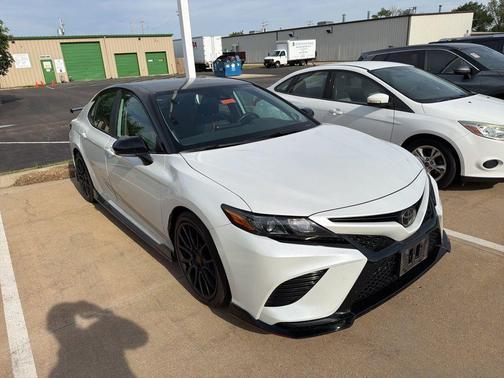 Wind Chill Pearl/Midnight Black Metallic 2022 Toyota Camry TRD