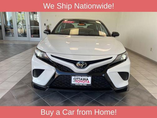 Wind Chill Pearl/Midnight Black Metallic 2022 Toyota Camry TRD