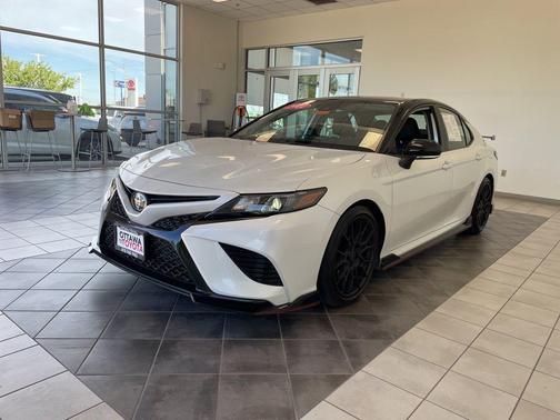 Wind Chill Pearl/Midnight Black Metallic 2022 Toyota Camry TRD