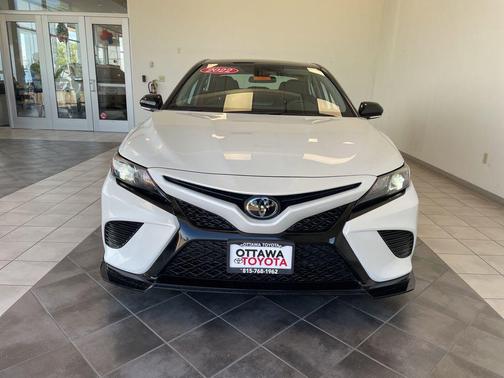 Wind Chill Pearl/Midnight Black Metallic 2022 Toyota Camry TRD