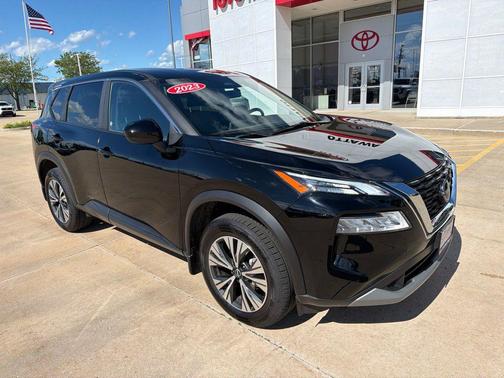 Super Black 2023 Nissan Rogue SV