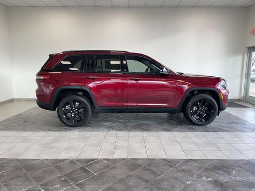 2024 Jeep Grand Cherokee Altitude