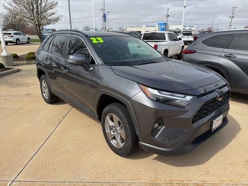 2023 Toyota RAV4 XLE