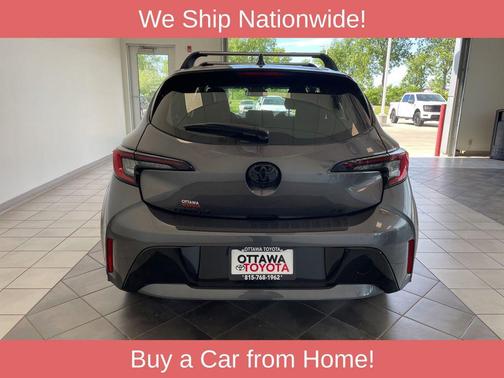 Magnetic Gray Metallic/Midnight Black Metallic 2026 Toyota Corolla SE