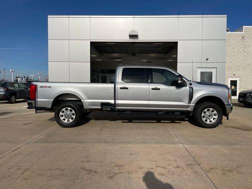 2024 Ford F-250 XLT