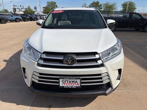 Blizzard Pearl 2018 Toyota Highlander XLE