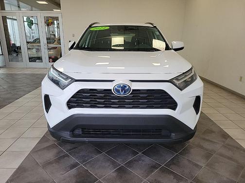 2024 Toyota RAV4 Hybrid LE