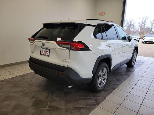 2024 Toyota RAV4 Hybrid LE