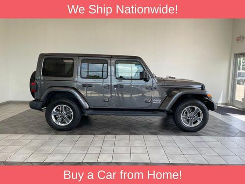 Granite Crystal Metallic Clearcoat 2018 Jeep Wrangler Unlimited Sahara