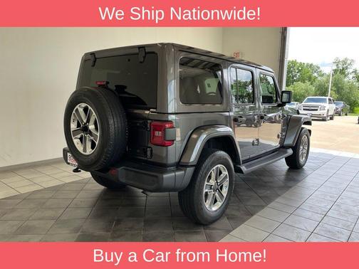 Granite Crystal Metallic Clearcoat 2018 Jeep Wrangler Unlimited Sahara
