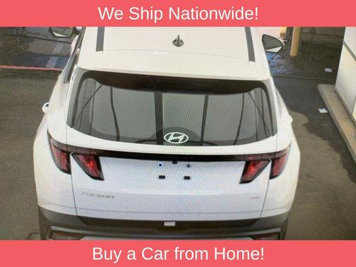 White Pearl 2025 Hyundai TUCSON SE