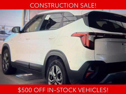 Snow White Pearl 2026 Kia Seltos LX