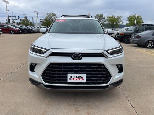 Wind Chill Pearl 2026 Toyota Grand Highlander Limited